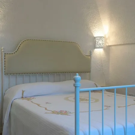 Willa Andrew's - Luisanna *