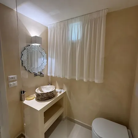 Andrew's - Luisanna Villa